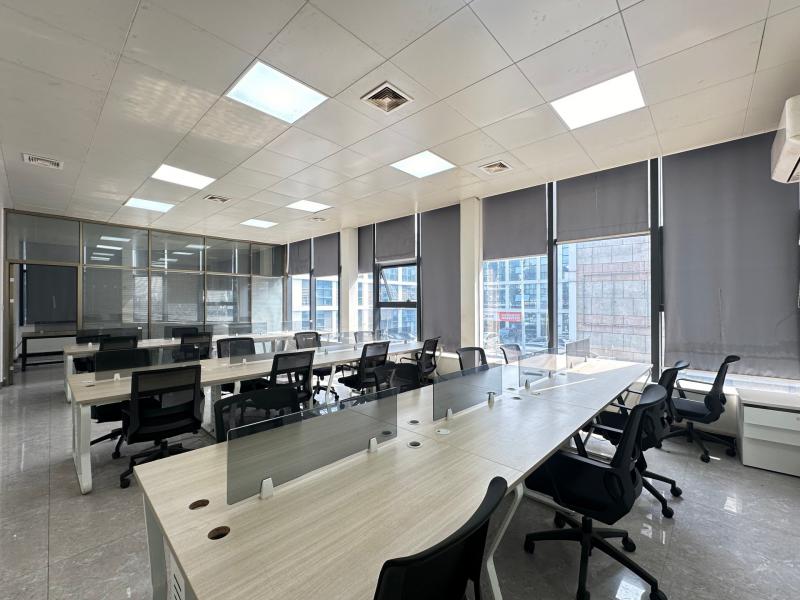 智慧港企业孵化基地写字楼图片15361