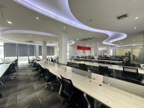 智慧港企业孵化基地